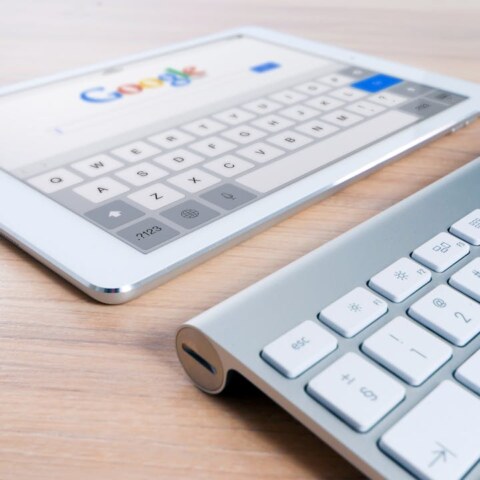 How to select SEO service in Noida?