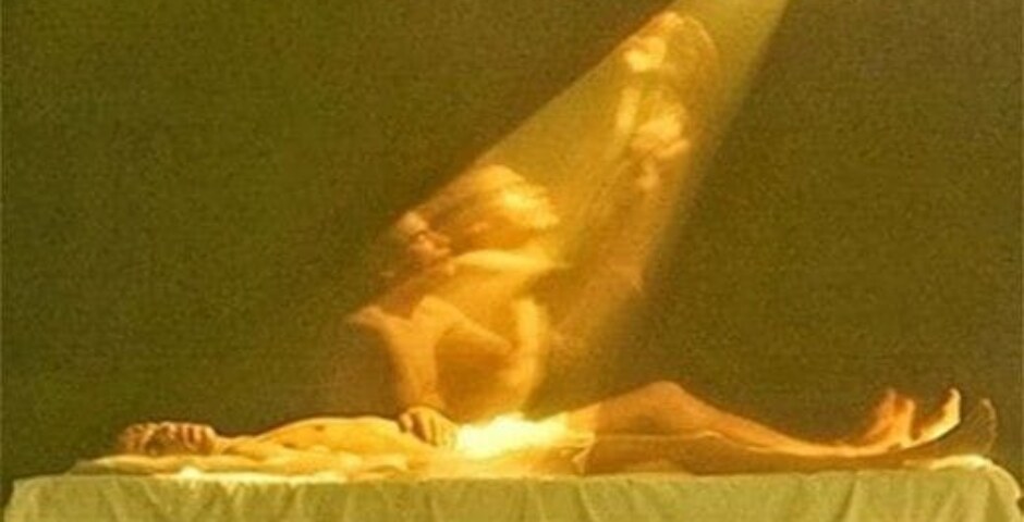 Do kirlian photographs show the soul of an organism ?