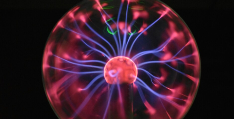 How to create a plasma at home? Is that really possible to create plasma at home?
