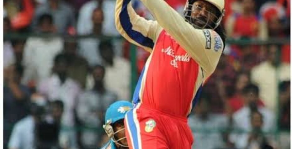 Which player holds the record for the most number of sixes hit in the IPL?