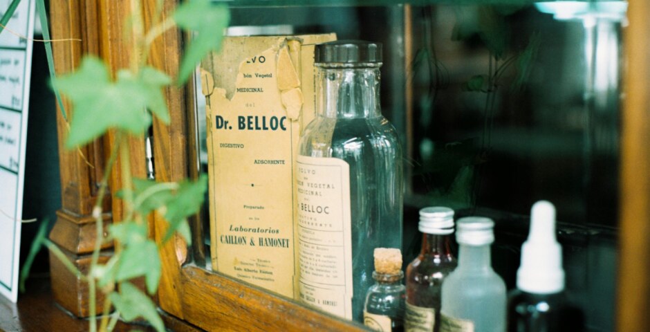 How did Chinese medicine approach the treatment of tuberculosis during ancient times?