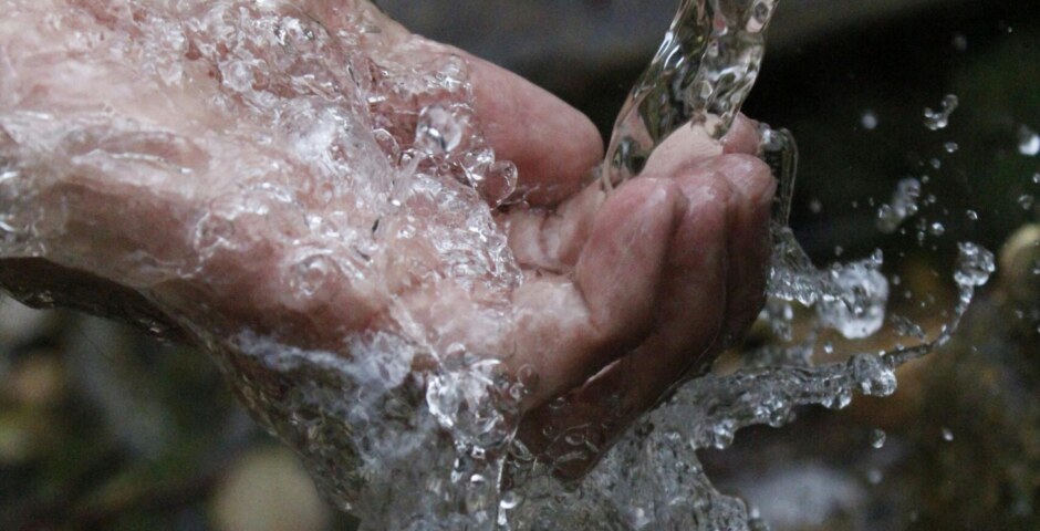 What are some health effects and potential risks associated with long-term exposure to chlorine in drinking water, including interactions with other chemicals, disinfection byproducts, and vulnerable populations?