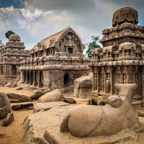 Rath temples of Mahabalipuram were built in the region of which pallava ruler??