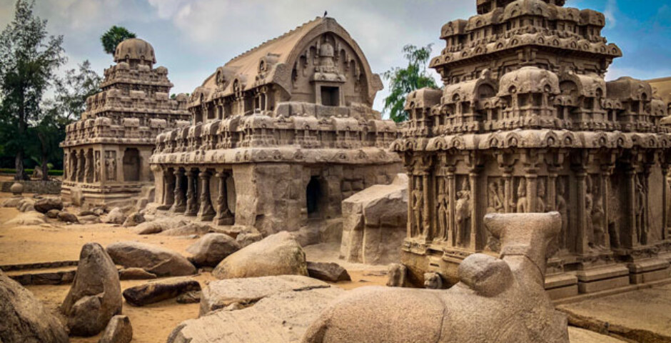 Rath temples of Mahabalipuram were built in the region of which pallava ruler??