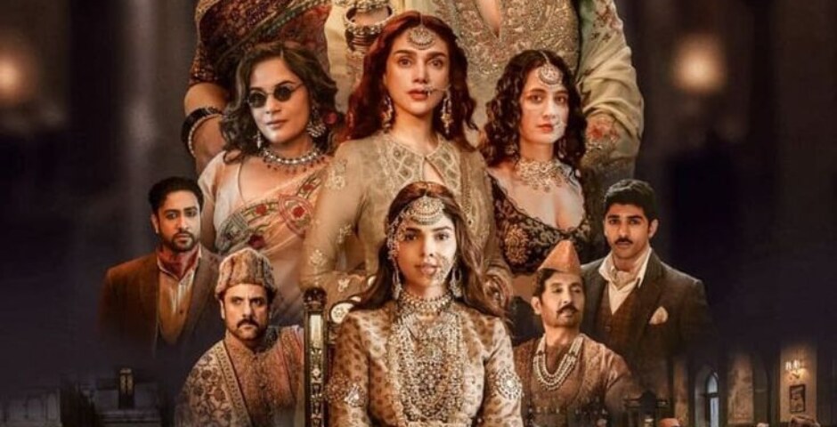 Who is the director of "Heeramandi" series?