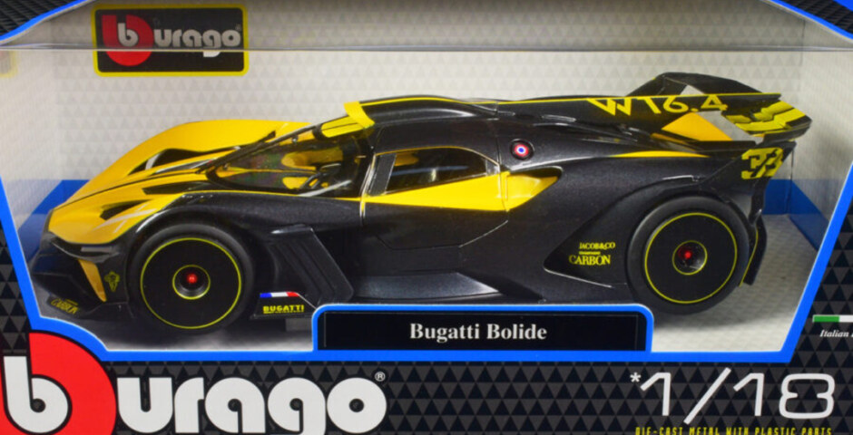 Why are 1:18 scale toy cars so popular among collectors?