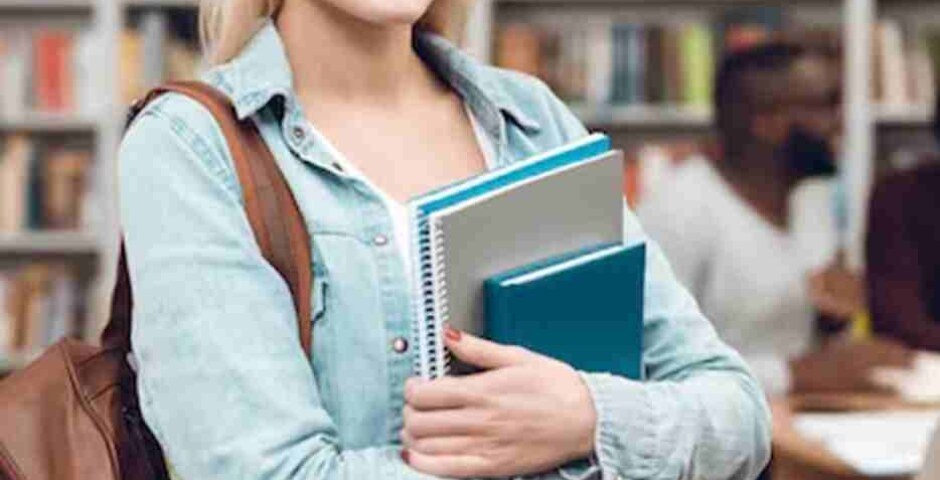What are the benefits of seeking marketing assignment help for students?