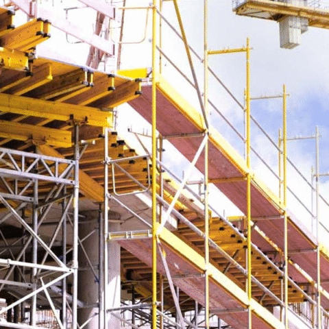 Why is Kisan Group considered one of the leading Scaffolding Manufacturers?