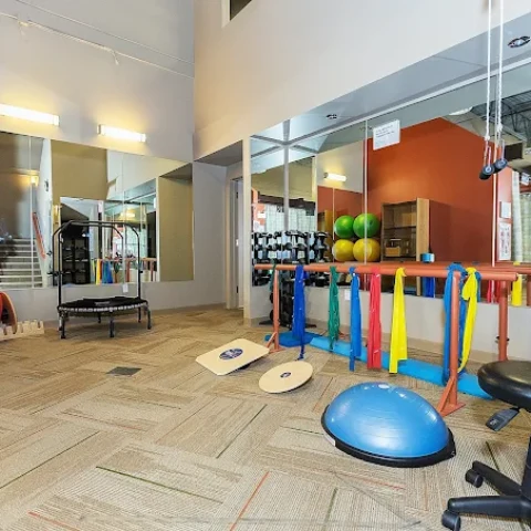 What conditions can Pelvic Floor Physiotherapy in Beaumont treat?