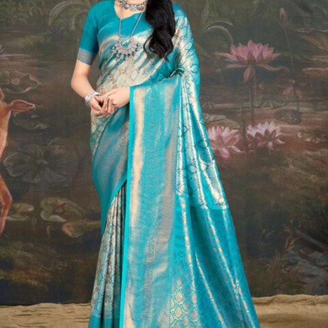 How to maintain crispness of Organza Silk Sarees?
